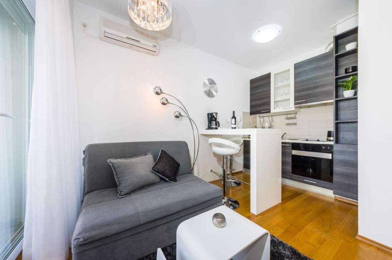 Studio Apartment K & K With Free Garage Задар Екстер'єр фото